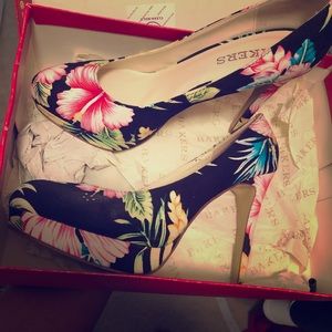 Bakers Floral Pumps
